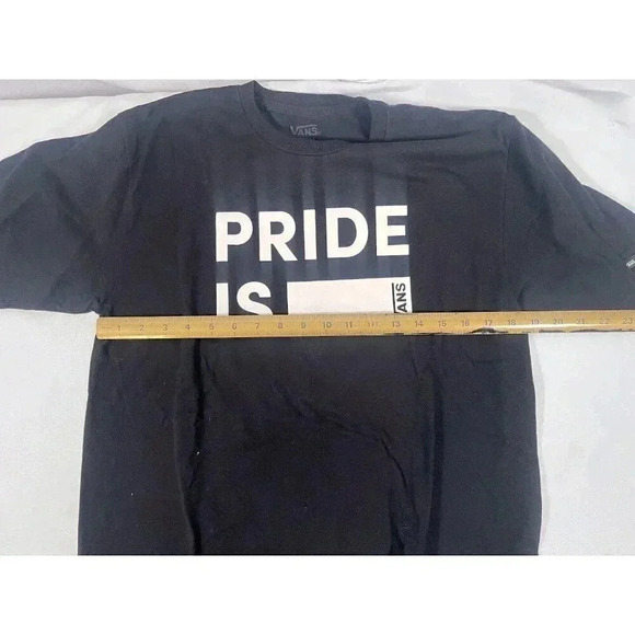 Vans Shirt Men's Medium New Pride Is Love Black Graphic Tee NWOT - Picture 5 of 7